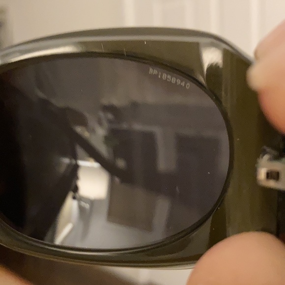 Prada sunglasses - Picture 5 of 5